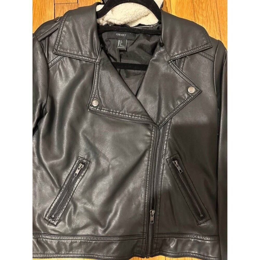 Black Faux Leather Moto Jacket – Size Small